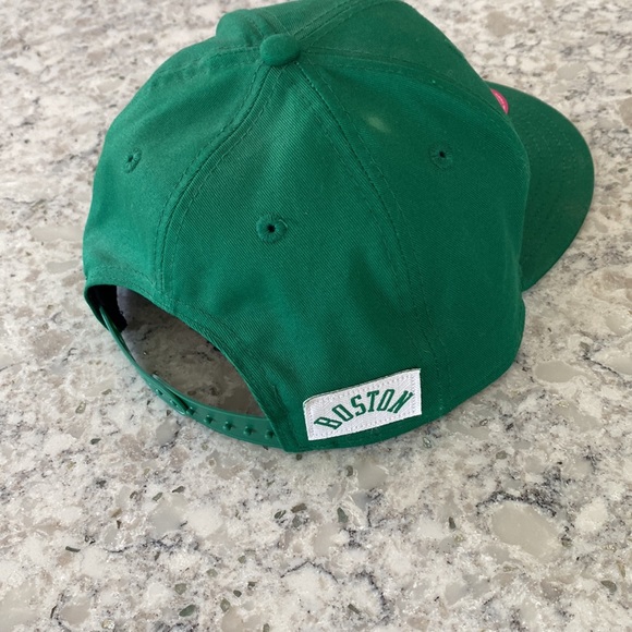 Boston Celtics 9Fifty woman’s hat - Picture 13 of 15